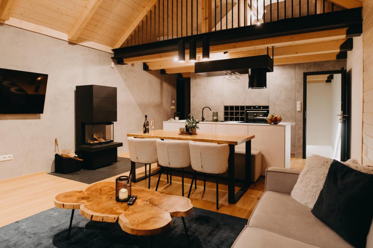 Skri Chalets Liptovský Mikuláš Exteriör bild