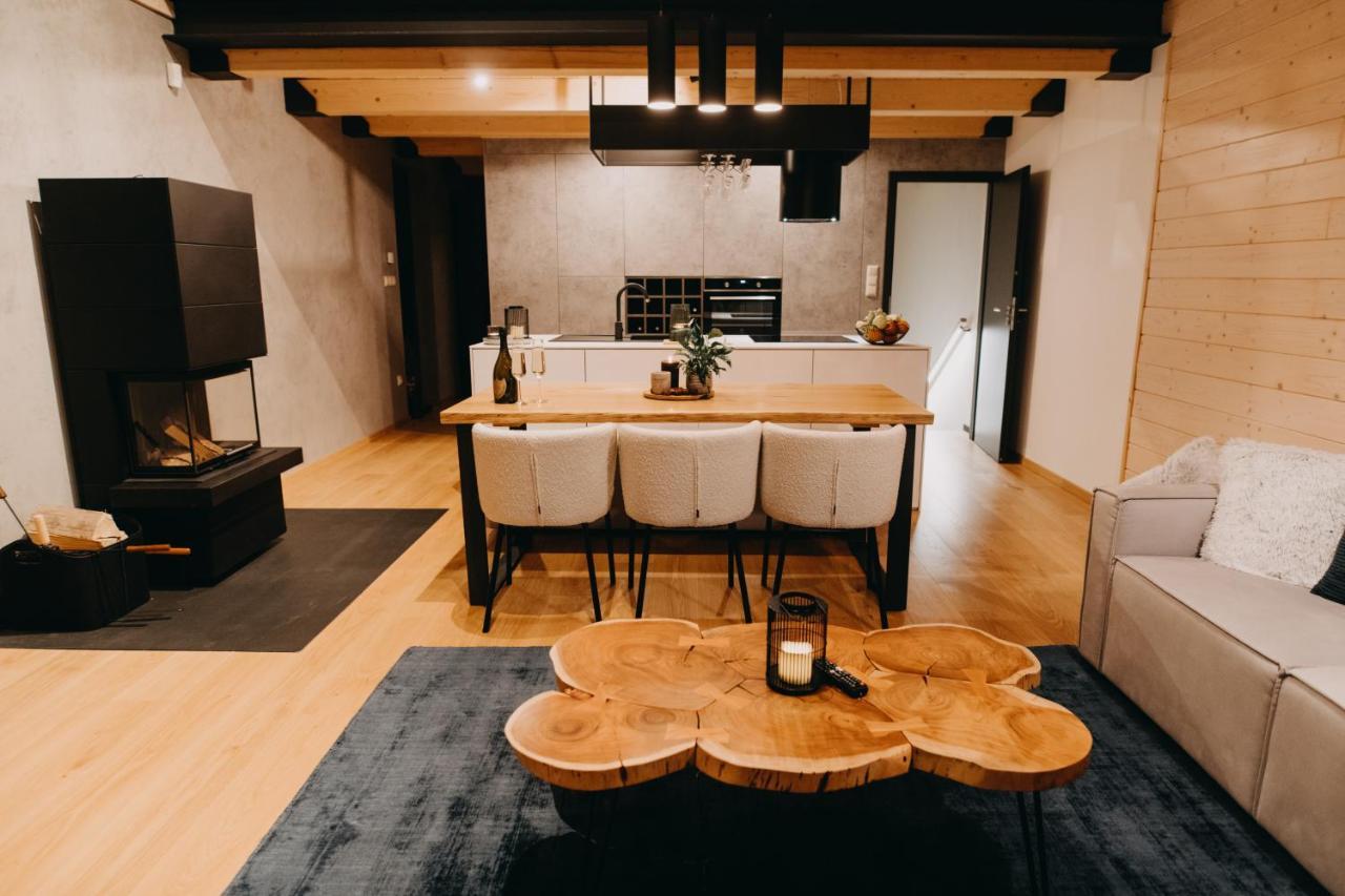 Skri Chalets Liptovský Mikuláš Exteriör bild