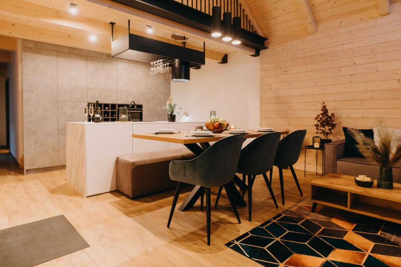 Skri Chalets Liptovský Mikuláš Exteriör bild